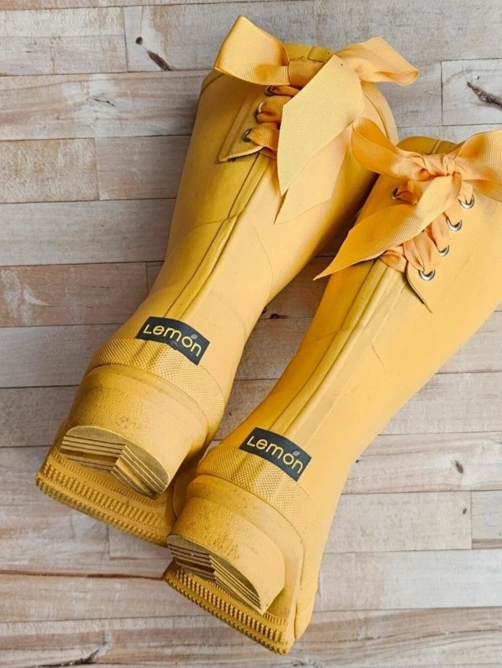 6, bright yellow Lemon rain boots